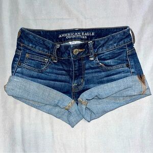 American Eagle Outfitters Super Stretch Shortie Shorts Women Size 2